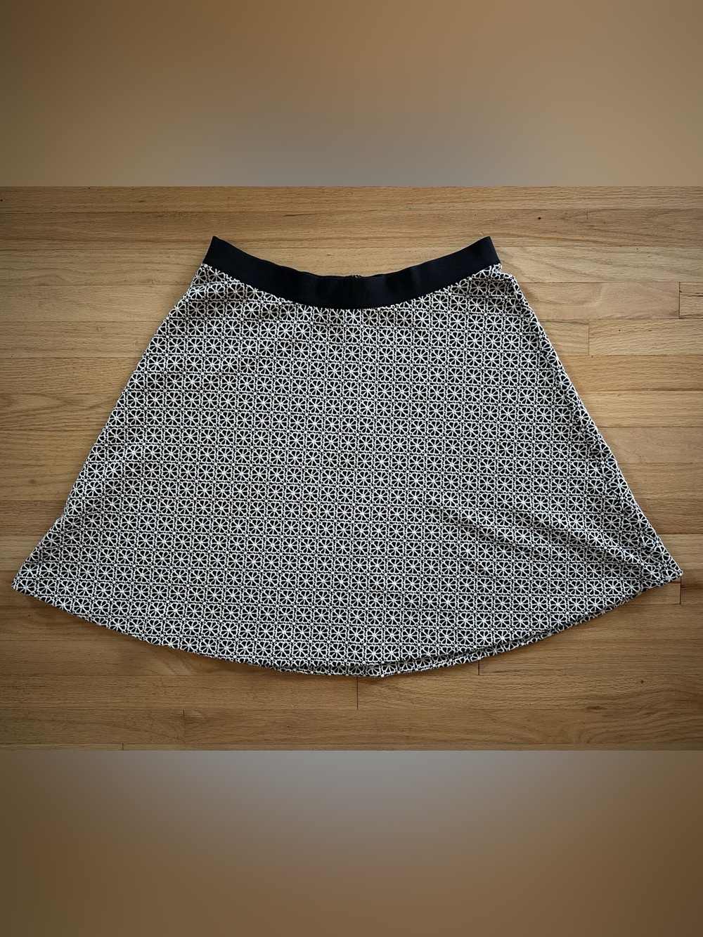 Boden Skirt Size 10L Knee Length A Line Geometric Flower Business Casual
